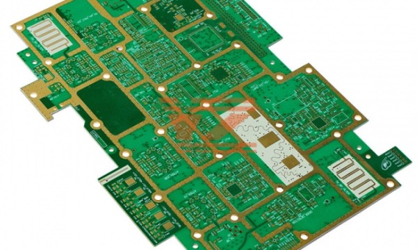 厂家直供PCB怎么选：解决方案指南